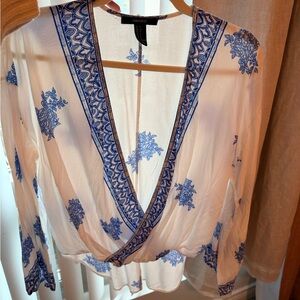 Forever 21 White and Blue Patterned Blouse